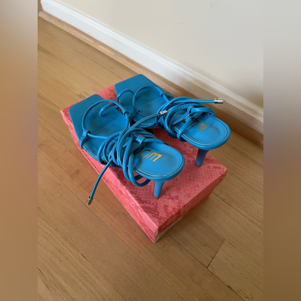 EGO Vibrant Blue Lace-Up Heels - Picture 3 of 8
